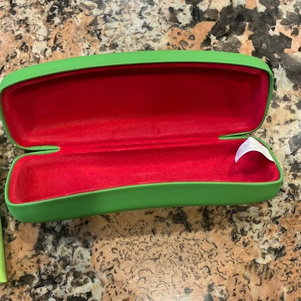 Ray-Ban Kid’s Green Glasses Case with Cloth Preloved